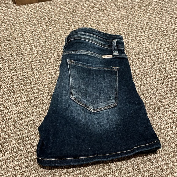KanCanLadies Jean Shorts - Picture 2 of 5